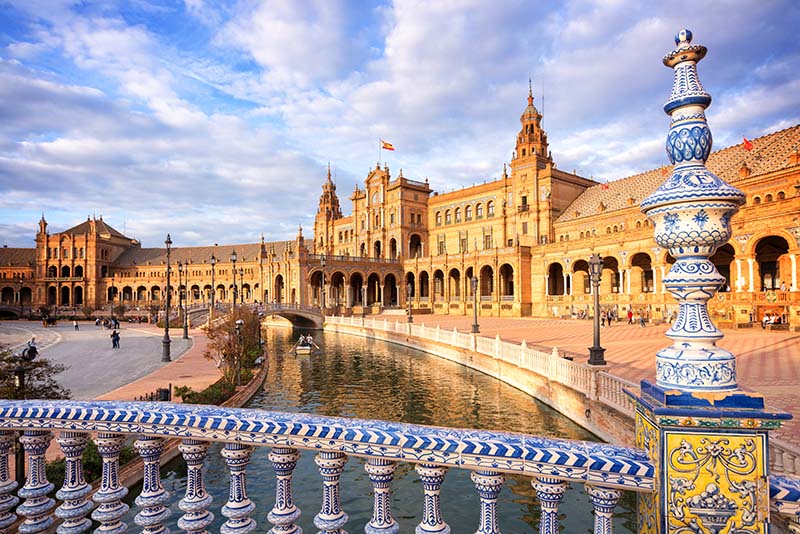 Seville, Andalusia - Find a doctor near you